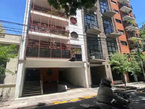 Zapata al 200, Colegiales