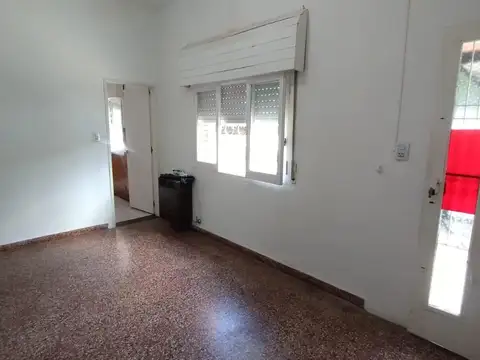 Depto Tipo Casa en Alquiler de 2 ambientes