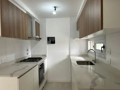 Departamento en Alquiler con 1 cocheras