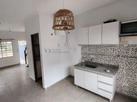Depto Tipo Casa en Venta con 1 cocheras