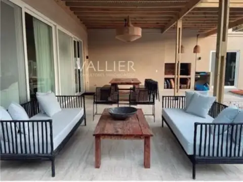 Casa en Alquiler Temporal de 4 dormitorios