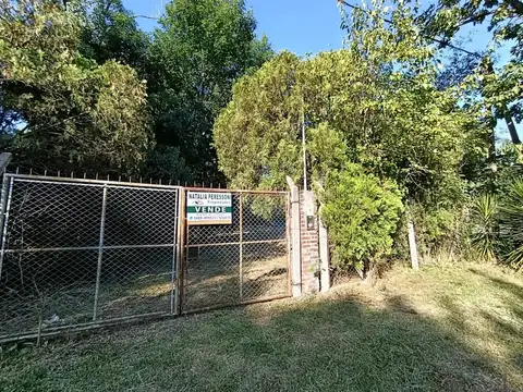 Venta 2 lotes en Barrio Los Pioneros