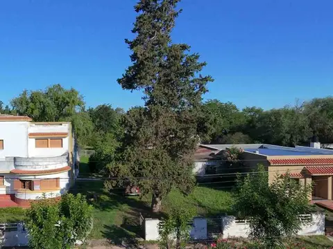 CASA 4 DOR + GALPON LOTE 1950m2 V. RUMIPAL