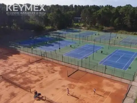 Terreno en Venta 20  mts Fondo