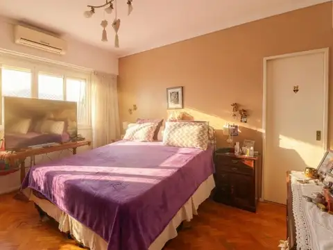 Venta Departamento 4 Ambientes Con Dependencia, Balcón y Lavadero en Caballito | Apto Crédito