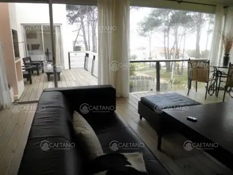 Casa en Alquiler Temporal de 5 dormitorios