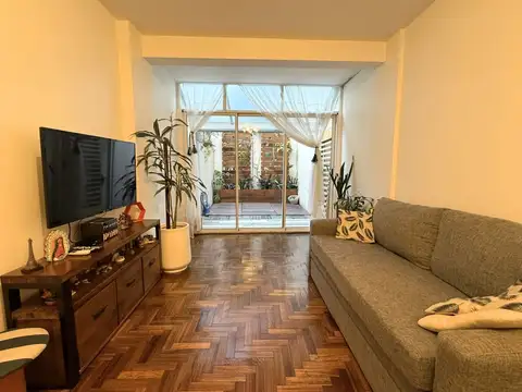Hermoso Depto 70 m² con 2 Patios   Oportunidad  