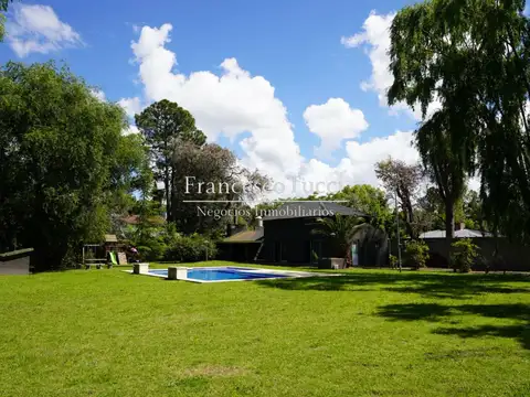 Casa quinta 2 ambientes con pileta Francisco Álvarez