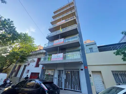 Venta de Local Comercial en Edificio a Estrenar en Almagro