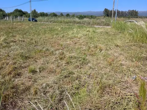 SE VENDE LOTE 552M2, SERVICIOS COMPLETOS, SEGURIDAD Y VISTA!