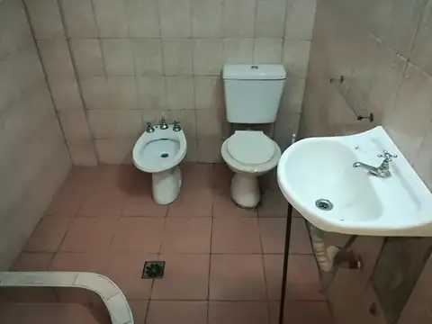 Local en alquiler en Pompeya