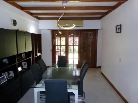 Depto Tipo Casa en Venta de 4 ambientes