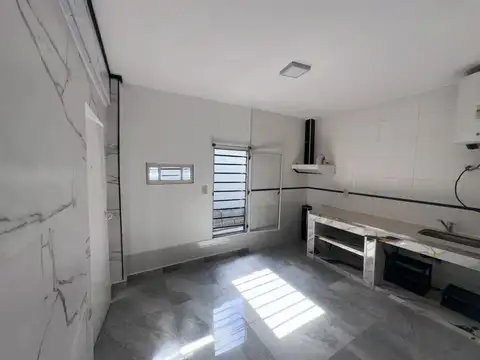 Departamento - Alquiler - Argentina, La Matanza - RUIZ DE LOS LLANOS 3084