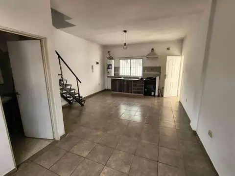 Sarmiento 2851 , Piso 1