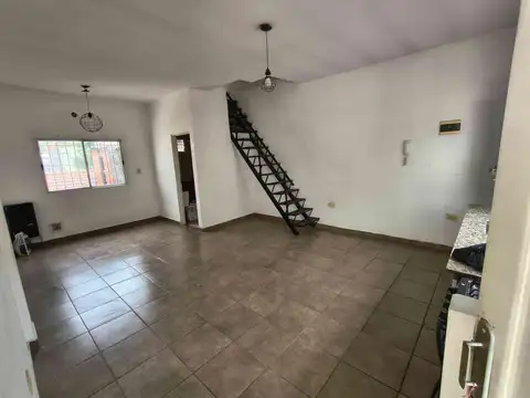 Departamento de 2 ambientes en alquiler