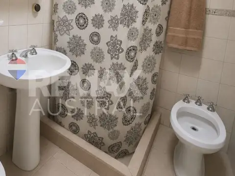 Depto Tipo Casa 4 ambientes con 2 baños
