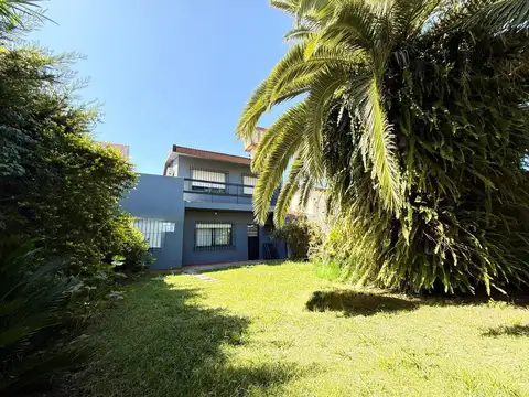 Casa en Venta en Castelar, USD 170.000