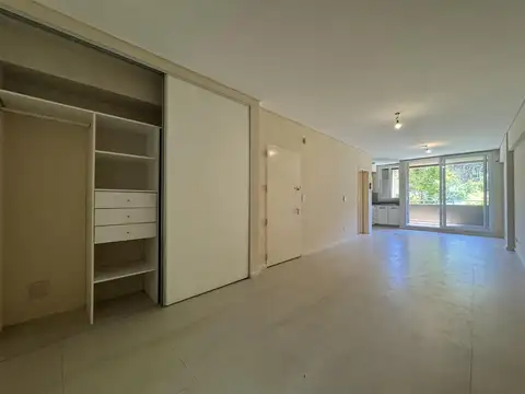 Villa Urquiza | Ambiente divisible | Balcon