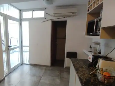 Arroyito: Casa reciclada nueva 3 dormi, quincho y cochera!