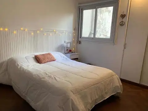 Depto Tipo Casa en Venta 70 años