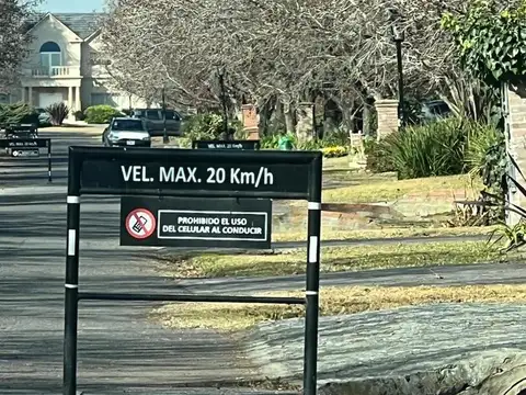 Av. Pres. Juan Domingo Peron 1300, Pilar. Provincia de Buenos Aires