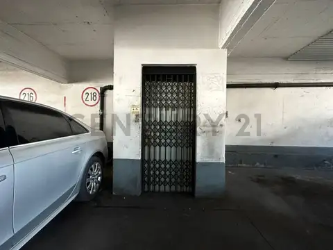 RIOBAMBA 1000, Piso 0