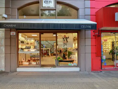 Calle 9 esquina 48 800