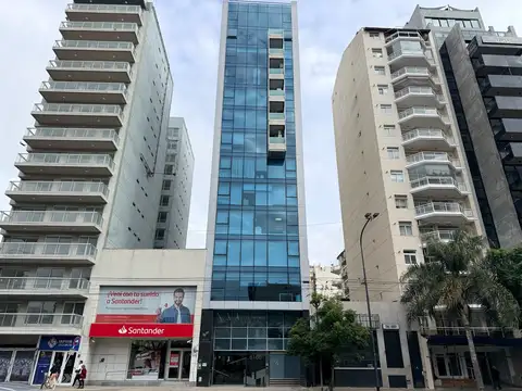 Oficina en Av. Libertador al 6100 y Olazabal - Belgrano