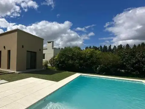 Casa en Haras del Sur II