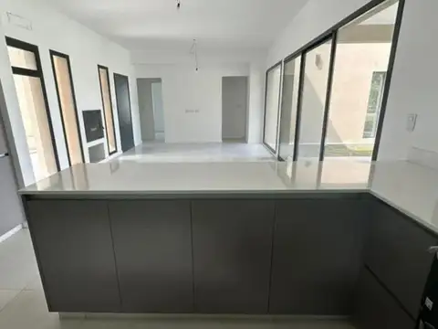 Casa en Haras del Sur II