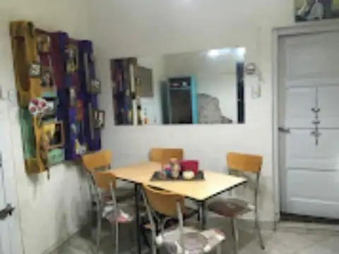 Depto Tipo Casa 3 ambientes con 1 baño