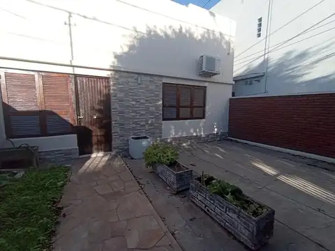 CASA EN VENTA - BARRIO ROMA