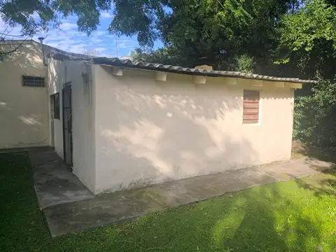 Casa en Venta con 6 cocheras