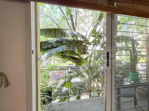 Depto Tipo Casa 6 ambientes con 2 baños