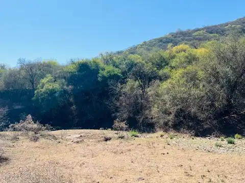 Zona Este. Finca La Cruz RP 74
