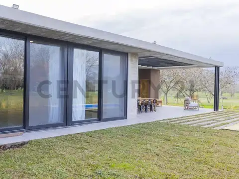 Casa 3 ambientes con 3 baños