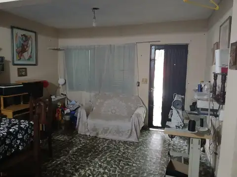 Blas Parera al 2200