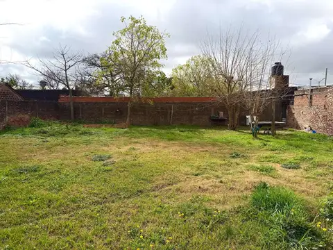 TERRENO EN VENTA A 2 CUADRAS DE ARISTOBULO