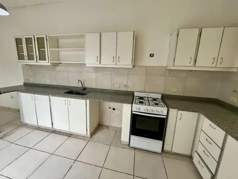 Casa en Venta en Castelar Norte, USD 145.000