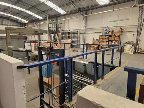 Alquila galpón 500m2,florida oeste zona industrial
