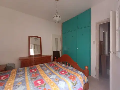Venta PH en barrio Pompeya – 4 ambientes