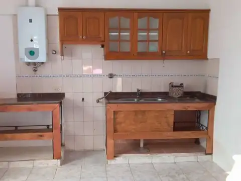 Casa en Alquiler en Rosario, $ 650.000