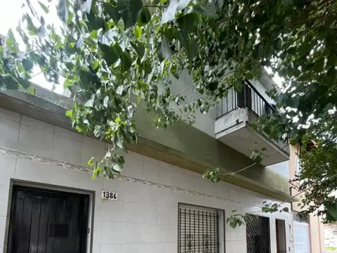DEPTO TIPO CASA EN PLANTA ALTA RODO 1386 WILDE