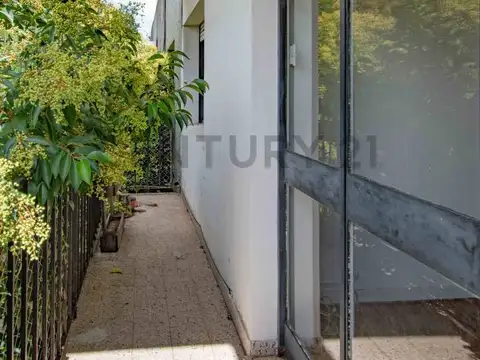 Avellaneda 1800, Piso 2