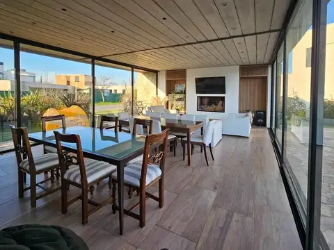 Venta casa Bs As Golf Country Club, Bella Vista