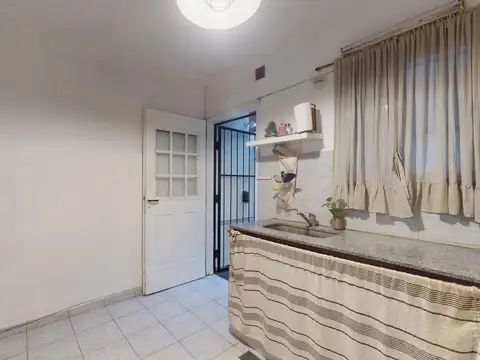 Depto Tipo Casa en Venta con 1 cocheras
