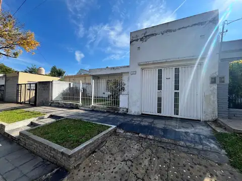 APTO CREDITO CASA AMERICANA LOTE PROPIO ITUZAINGO NORTE !!!!