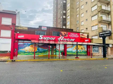 Local en Venta en Miramar, USD 1.000.000