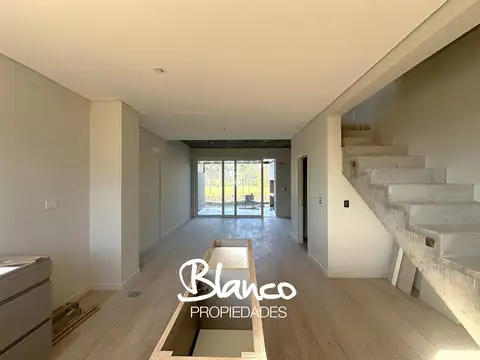 Departamento en Venta en Pilar, USD 204.992