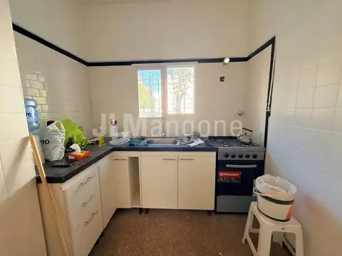 Depto Tipo Casa 3 ambientes con 1 baño